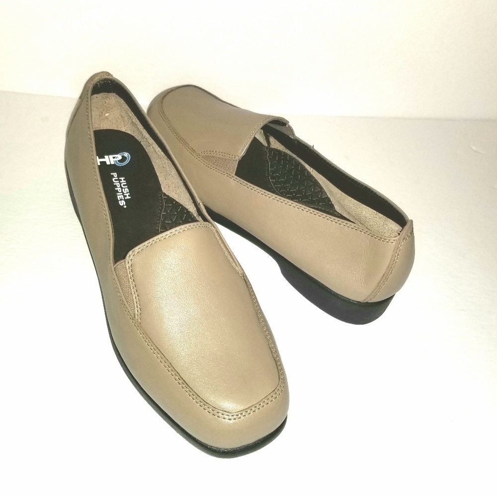 Size 11 Wide Leather Hush Puppies Loafers